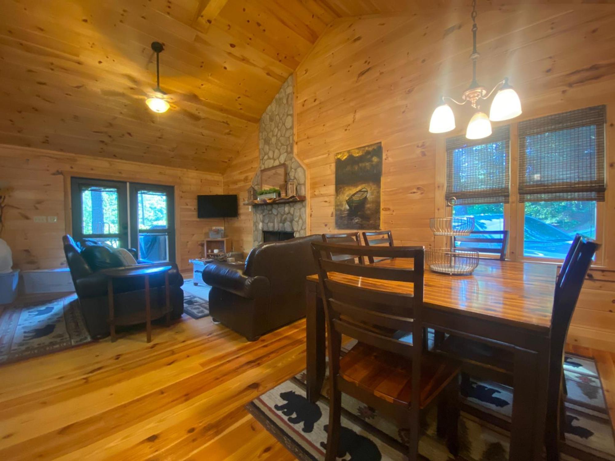 Villa The Cozy Lazy Laurel With Year-Round Mountain Views, Hot Tub, Fire Pit Cherry Log Exterior foto