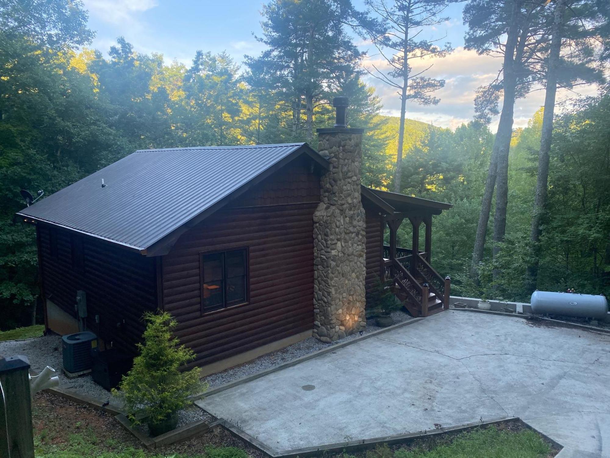 Villa The Cozy Lazy Laurel With Year-Round Mountain Views, Hot Tub, Fire Pit Cherry Log Exterior foto
